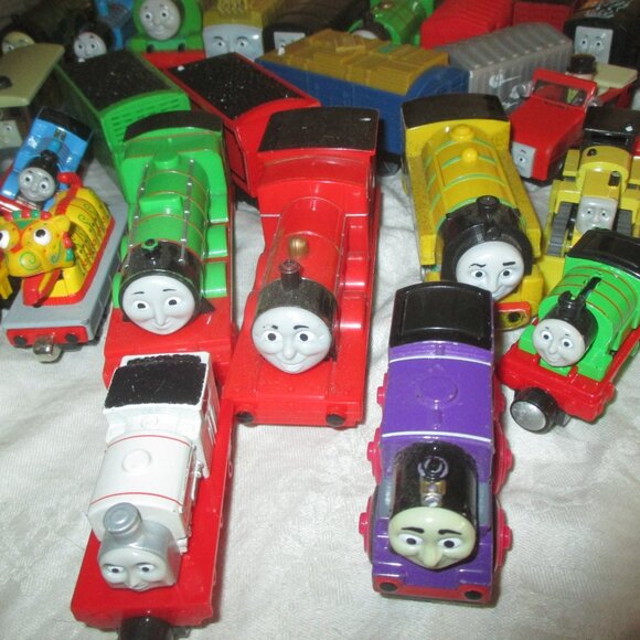Thomas Tank Engine Huge Lot Metal Die Cast & Plastic Trains Plus Plastic Track - Picture 7 of 9